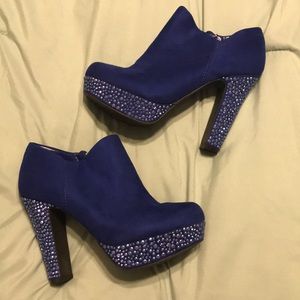 Gianni Bini Booties